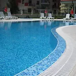 Chateau Del Mar *