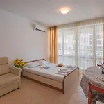 아파트 Chateau Del Mar