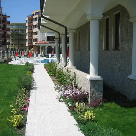 Chateau Del Mar Солнечный берег