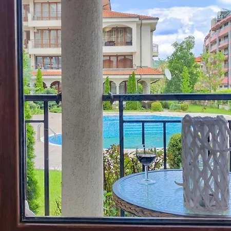 Chateau Del Mar Апартаменты Солнечный берег