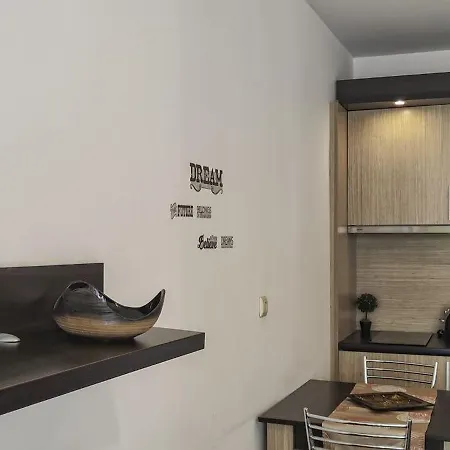 Chateau Del Mar Apartament