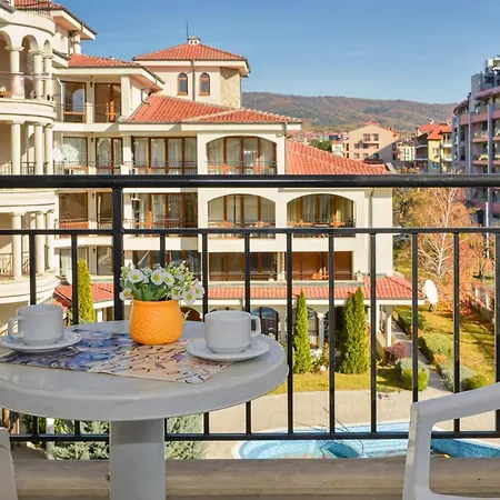 Chateau Del Mar Солнечный берег