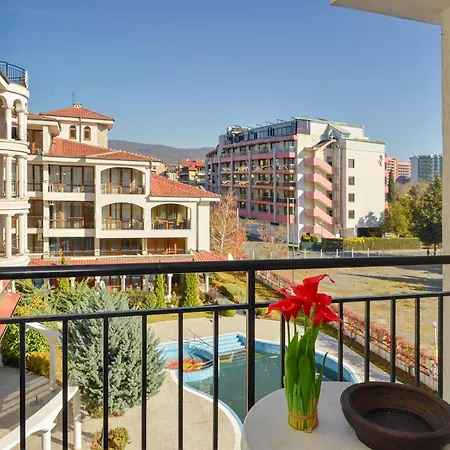 Chateau Del Mar Апартаменты Солнечный берег