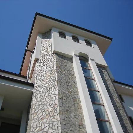 Chateau Del Mar Napospart