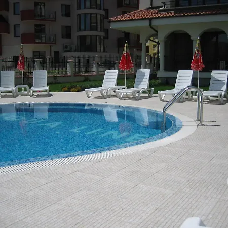 Chateau Del Mar Apartman Napospart
