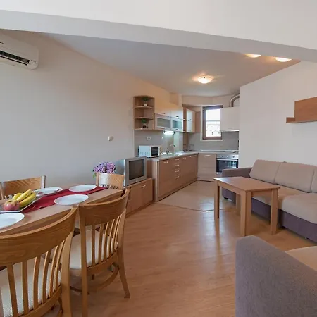 Chateau Del Mar Apartman Napospart