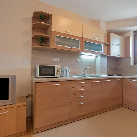 Chateau Del Mar Napospart