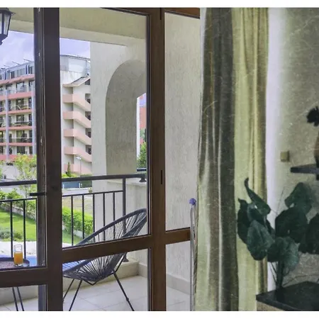 Chateau Del Mar * Napospart